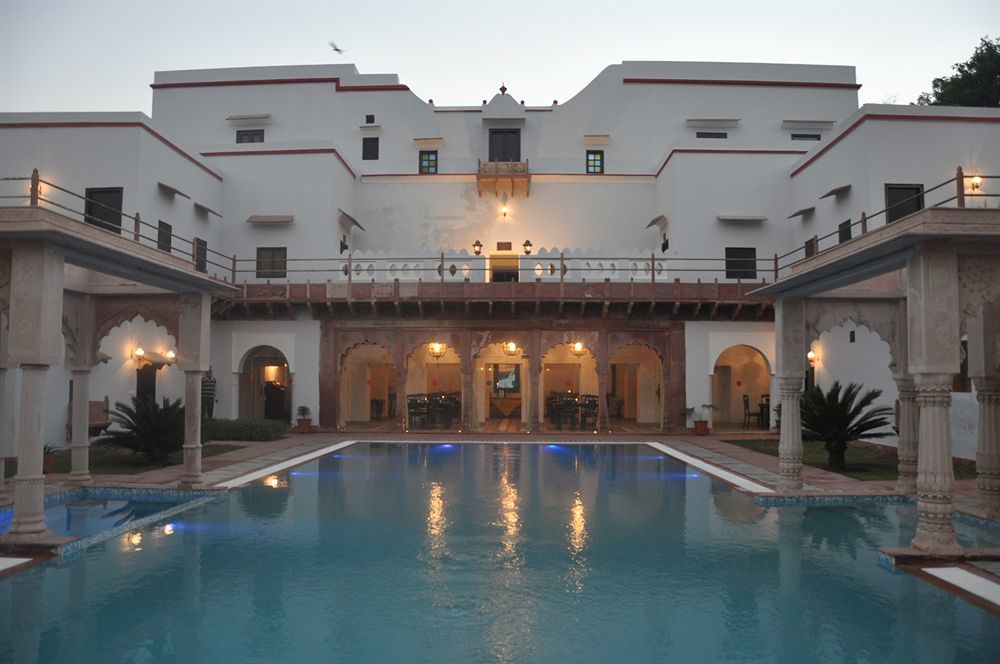 Chandra Mahal Haveli Luhāru Kültér fotó